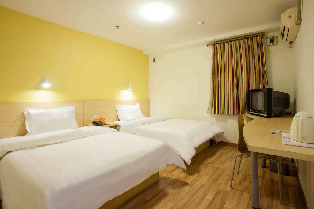7Days Inn Luoyang Nanchang Road Wangfujing Oda fotoğraf